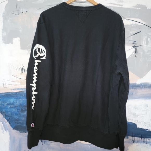 Todd Snyder New York Champion Running Man Spellout Black Crewneck Sweatshirt XXL - Picture 3 of 3